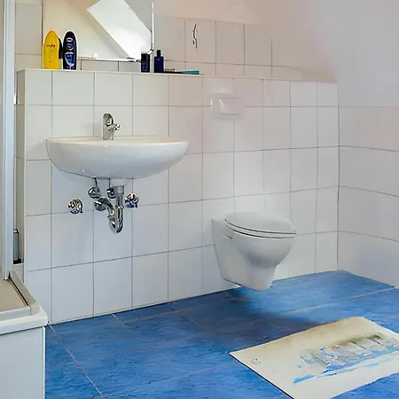 Ferienwohnung Ostseebad Breege شقة